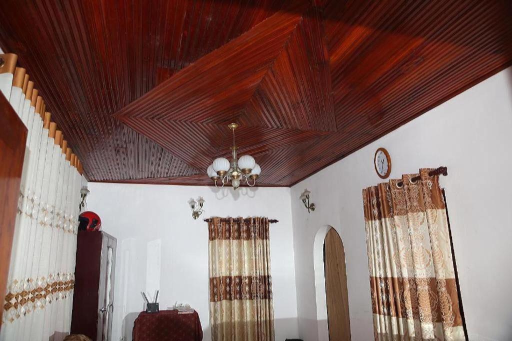 Ella Mount Villa Bagian luar foto