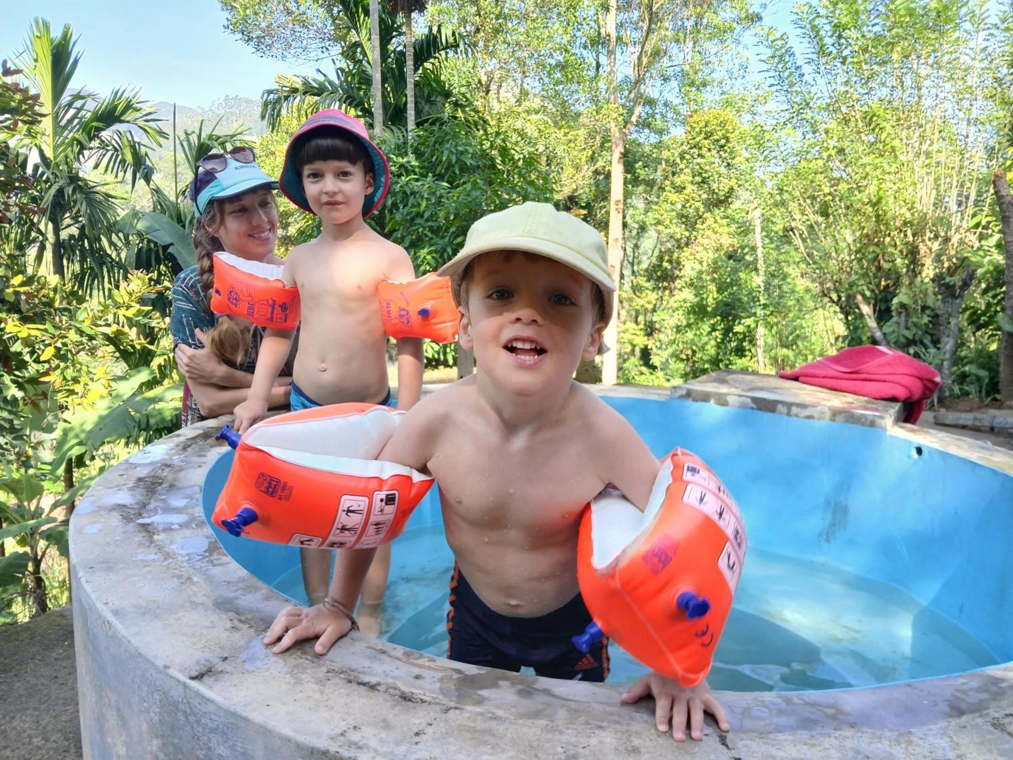 Ella Mount Villa Bagian luar foto